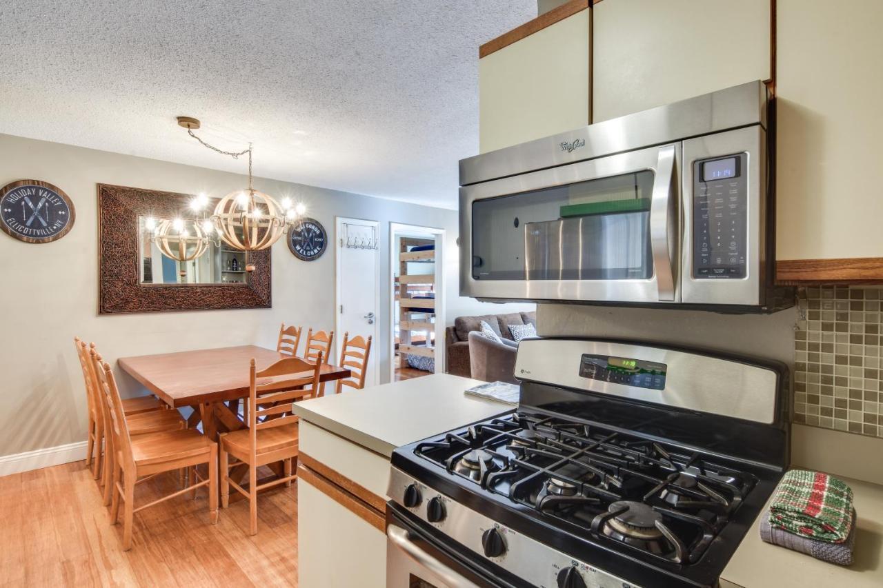 Ski-Inandout And Golf Condo With Aandc At Holiday Valley! Ellicottville Exteriér fotografie